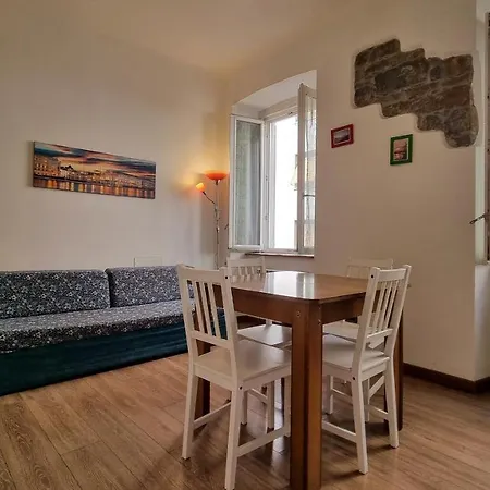 Ex Lavatoio 3 * 的里雅斯特